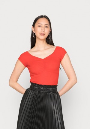 Dámské Tričko Anna Field Gathered Bust Romantic Top Basic T Shirt Červené | FHLU-79054